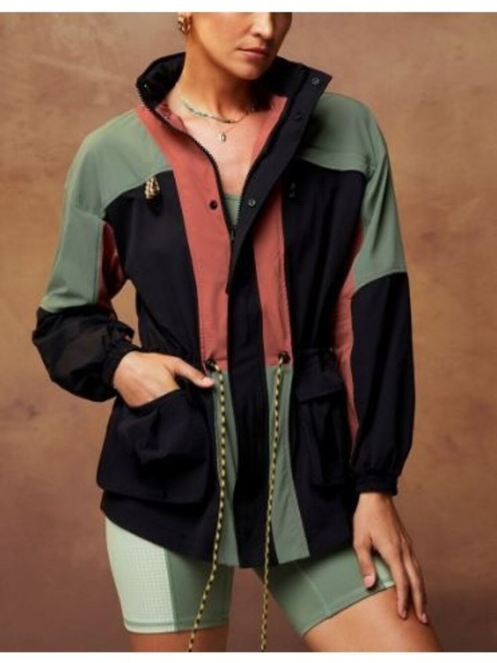 Fabletics The Heights Cargo Jacket Women Size Large NWT Water Repellent Light